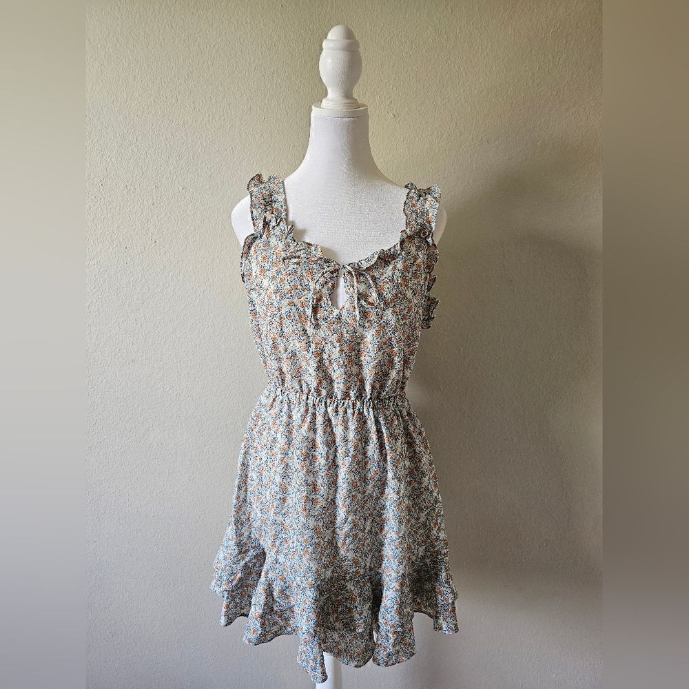 NWT Cupcakes & Cashmere Ivory Ferrara Mini Sleeveless Dress Floral Ruffle Medium - Picture 2 of 8